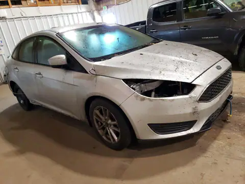 1FADP3F2XJL329107 — 2018 Ford Focus, zdjęcie 4 z Copart 27.10.2026, Wandalizm