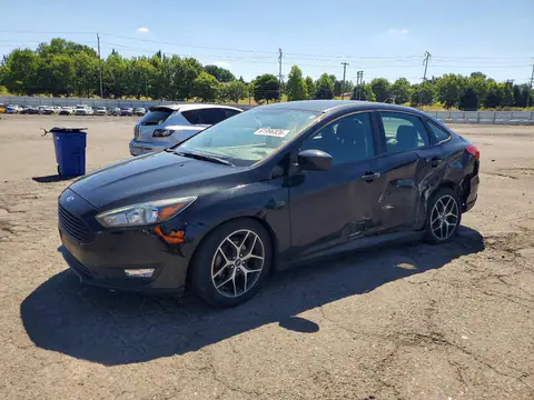 1FADP3FE6JL313805 — 2018 Ford Focus, Side (Side), before-repair photos