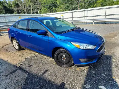 1FADP3FE6JL299548 — 2018 Ford Focus, zdjęcie 4 z Copart 24.09.2026, Uszkodzenia mechaniczne