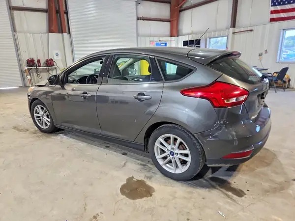 1FADP3K20JL213758 — 2018 Ford Focus, zdjęcie 2 z Copart, Przód