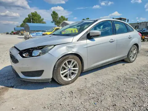 1FADP3F23JL294829 — 2018 Ford Focus, Передня частина (Front End), фото до ремонту