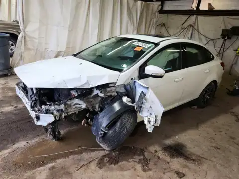 1FADP3H29JL221753 — 2018 Ford Focus, Parte delantera (Front End), fotos antes de reparar