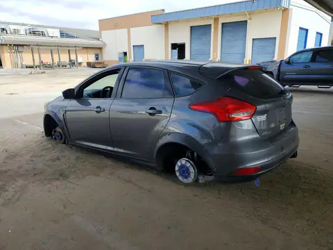1FADP3K22JL236720 — 2018 Ford Focus, photo 2 from Copart 29.09.2026, Stripped
