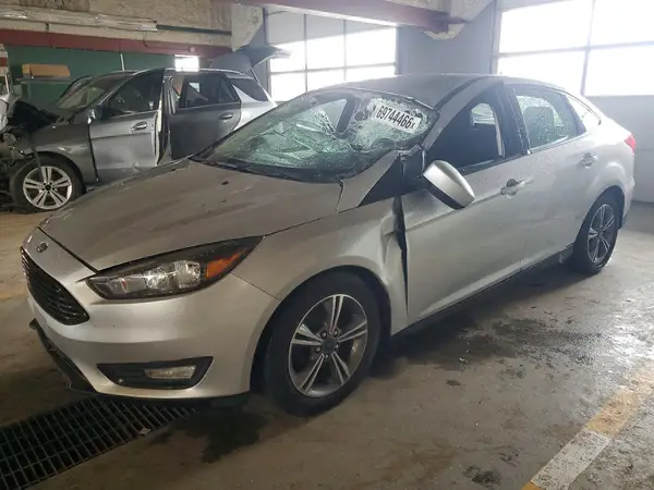 1FADP3FE9JL283778 Ford Focus 2018 — Roof damage, before-repair photo