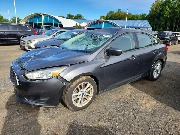 1FADP3F29JL290865 Ford Focus 2018 — повреждение Передняя часть, фото до ремонта