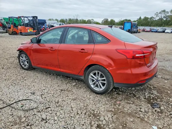 1FADP3F28JL257078 — 2018 Ford Focus, zdjęcie 2 z Copart, Przód