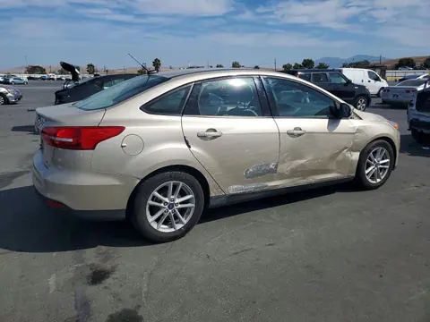 2018 Ford Focus VIN 1FADP3F2XJL304398 фото 3