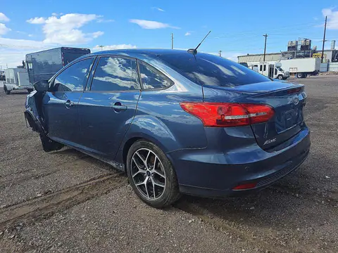 1FADP3H24JL287806 — 2018 Ford Focus, ფოტო 2, Copart 28.10.2026, ქვედა ნაწილის დაზიანება