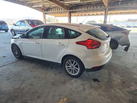 1FADP3K27JL282902 — 2018 Ford Focus, foto 2 de Copart 22.10.2026, Parte delantera