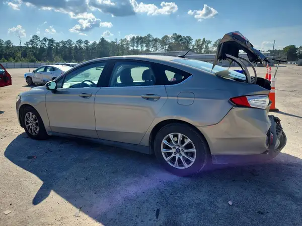 3FA6P0G79GR111087 — 2016 Ford Fusion, photo 2 from Copart, Rear end