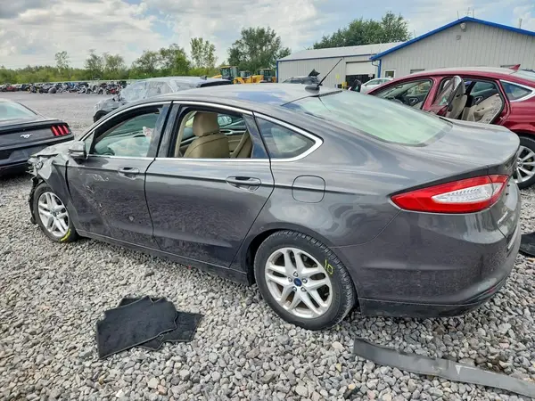 3FA6P0HD8GR332488 — 2016 Ford Fusion, photo 2 from Copart, Front end