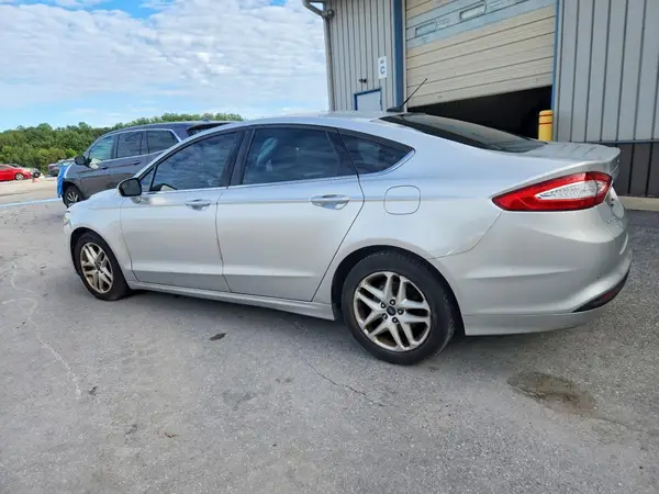 3FA6P0H71GR237202 — 2016 Ford Fusion, zdjęcie 2 z Copart 08.10.2026, Bok