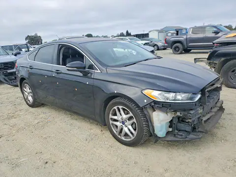 3FA6P0HD4GR283760 — 2016 Ford Fusion, foto 4 de Copart 20.10.2026, Parte delantera