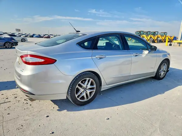3FA6P0HD2GR299844 — 2016 Ford Fusion, zdjęcie 3 z Copart, Przód