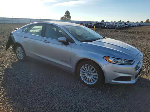 3FA6P0UU9GR178928 — 2016 Ford Fusion, photo 4 from Copart 14.10.2026, Rear end