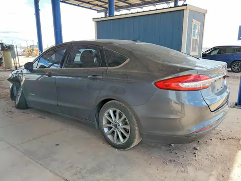3FA6P0LU5HR252882 — 2017 Ford Fusion, photo 2 from Copart 13.10.2026, Front end