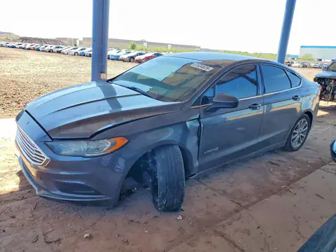 3FA6P0LUXHR280080 — 2017 Ford Fusion, Daños en los bajos (Undercarriage), fotos antes de reparar
