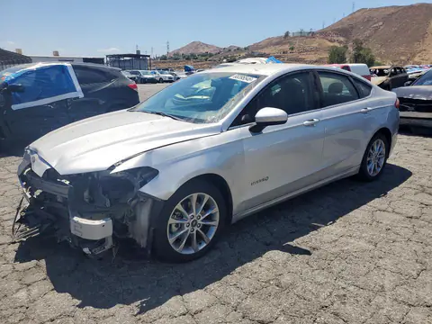 3FA6P0LU3HR164039 — 2017 Ford Fusion, Przód (Front End), zdjęć przed naprawą