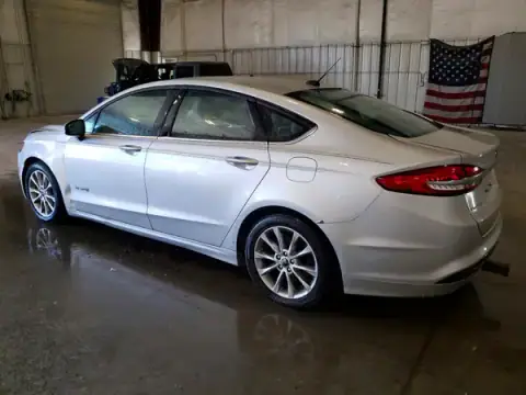 3FA6P0UU6HR304356 — 2017 Ford Fusion, photo 2 from Copart, Front end