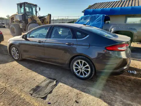 3FA6P0HD3HR311839 — 2017 Ford Fusion, photo 2 from Copart, Front end