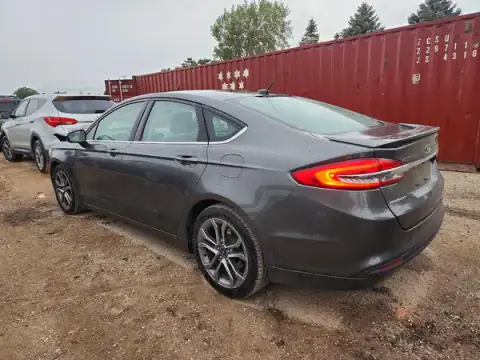 3FA6P0G73HR372376 — 2017 Ford Fusion, zdjęcie 2 z Copart, Przód