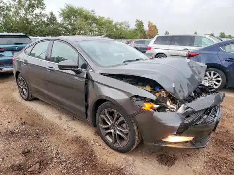 3FA6P0G73HR372376 — 2017 Ford Fusion, zdjęcie 4 z Copart, Przód