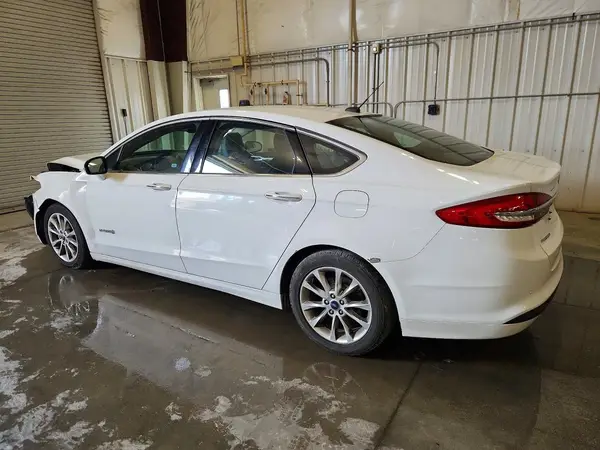 3FA6P0LU9HR287263 — 2017 Ford Fusion, zdjęcie 2 z Copart, Przód