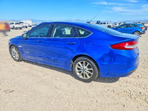 2017 Ford Fusion VIN 3FA6P0LU5HR380765 фото 2
