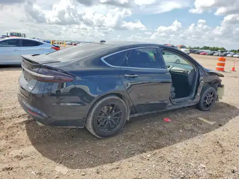 3FA6P0HD3HR405283 — 2017 Ford Fusion, photo 3 from Copart 24.09.2026, Front end