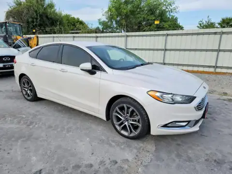 3FA6P0HD1HR292529 — 2017 Ford Fusion, zdjęcie 4 z Copart 22.09.2026, Drobne wgniecenia i rysy