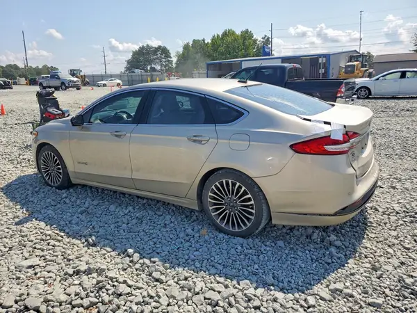 3FA6P0LU3HR226507 — 2017 Ford Fusion, photo 2 from Copart, Rear end