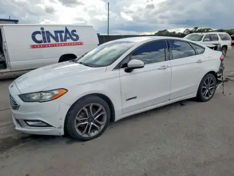 3FA6P0LU1HR137888 — 2017 Ford Fusion, ЗАДНЯЯ ЧАСТЬ (Rear End), фото до ремонта