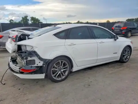 3FA6P0LU1HR137888 — 2017 Ford Fusion, foto 3 de Copart, Parte trasera