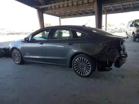 3FA6P0PU5HR258143 — 2017 Ford Fusion, photo 2 from Copart, Rear end