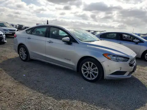 3FA6P0LUXHR276174 — 2017 Ford Fusion, photo 4 from Copart, Rear end