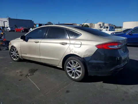 2017 Ford Fusion VIN 3FA6P0LU2HR386250 фото 2