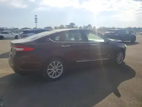 3FA6P0HD1HR137575 — 2017 Ford Fusion, zdjęcie 3 z Copart, Przód