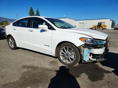 3FA6P0LU4HR409379 — 2017 Ford Fusion, zdjęcie 4 z Copart 20.10.2026, Tył