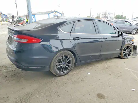 3FA6P0LU0JR240810 — 2018 Ford Fusion, фото 3 с аукциона Copart 26.10.2026, ПЕРЕДНЯЯ ЧАСТЬ