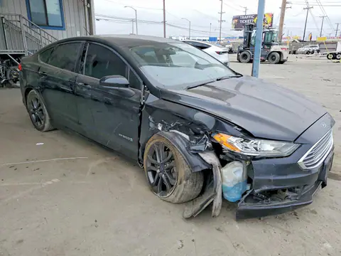 3FA6P0LU0JR240810 — 2018 Ford Fusion, фото 4 с аукциона Copart 26.10.2026, ПЕРЕДНЯЯ ЧАСТЬ