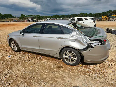 2018 Ford Fusion VIN 3FA6P0H72JR197929 фото 2