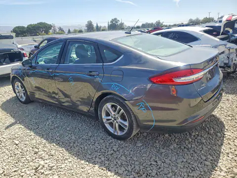 2018 Ford Fusion VIN 3FA6P0LU9JR146439 фото 2
