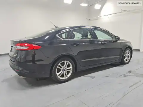 3FA6P0HD8JR264233 — 2018 Ford Fusion, фото 3 с аукциона Copart 22.10.2026, Механические повреждения