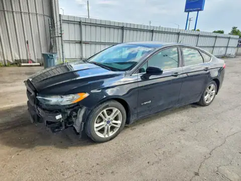 3FA6P0LUXJR247893 — 2018 Ford Fusion, Przód (Front End), zdjęć przed naprawą