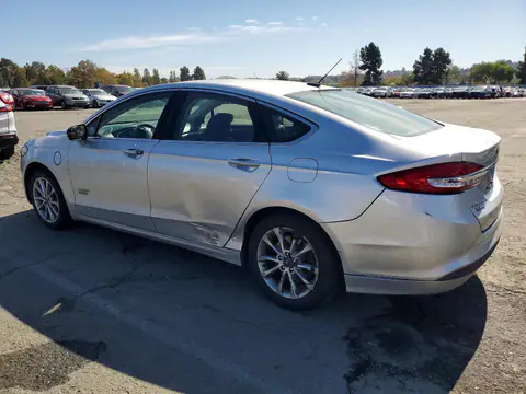 3FA6P0PU1JR111050 — 2018 Ford Fusion, photo 2 from Copart 16.10.2026, Side