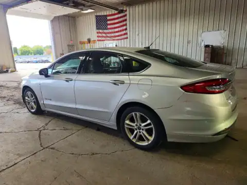 3FA6P0LU5JR147605 — 2018 Ford Fusion, photo 2 from Copart, Front end