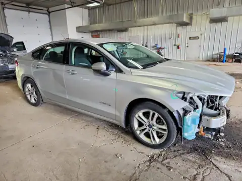 3FA6P0LU5JR147605 — 2018 Ford Fusion, photo 4 from Copart, Front end