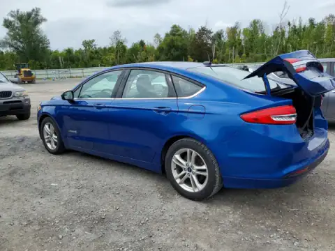 3FA6P0LU3JR259433 — 2018 Ford Fusion, foto 2 de Copart 28.09.2026, Parte trasera