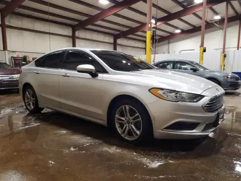 3FA6P0H71JR164355 — 2018 Ford Fusion, zdjęcie 4 z Copart, Grad
