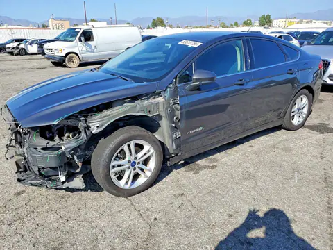3FA6P0LU6JR163196 — 2018 Ford Fusion, Parte delantera (Front End), fotos antes de reparar